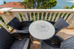 Отель Apartments Marina  Трогир